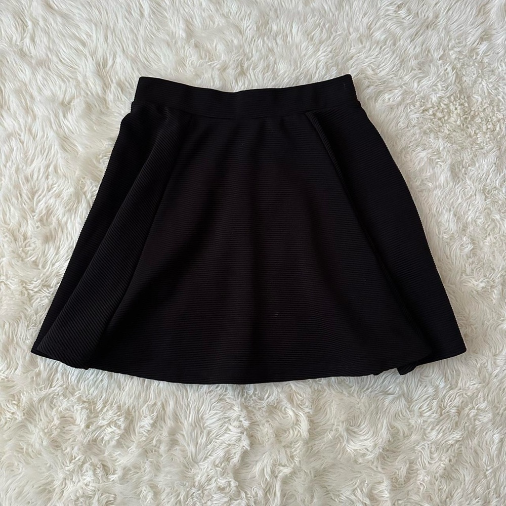 Black skirt